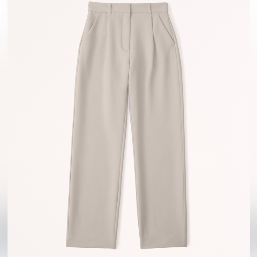 Abercrombie Tailored Relaxed High Rise Trouser Short